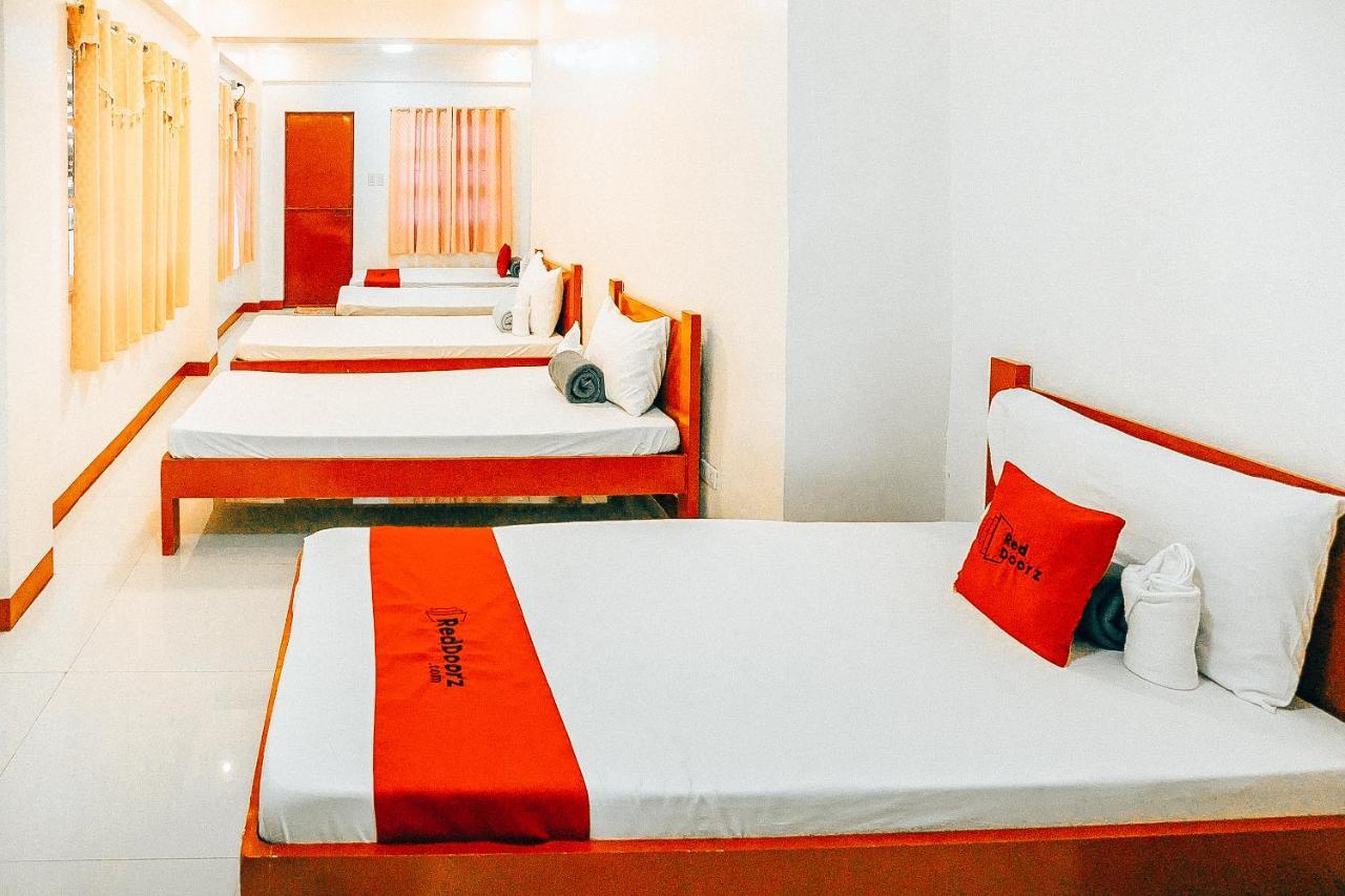 Reddoorz At S & L Apartelle Daraga Albay Legazpi Exterior photo