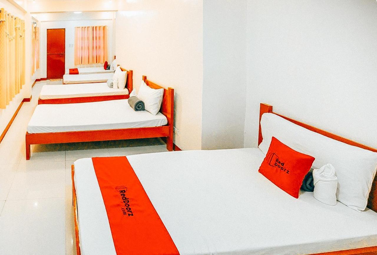 Reddoorz At S & L Apartelle Daraga Albay Legazpi Exterior photo