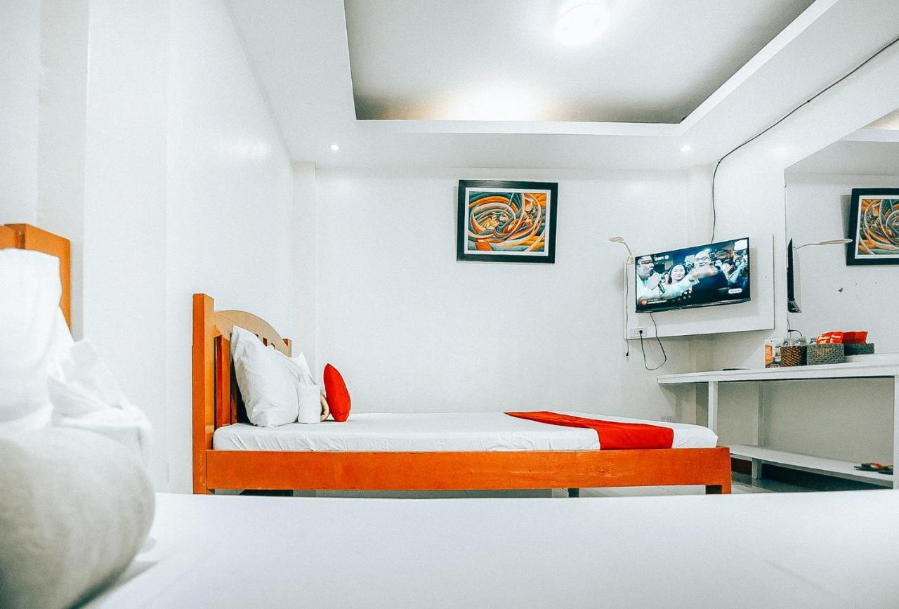 Reddoorz At S & L Apartelle Daraga Albay Legazpi Exterior photo